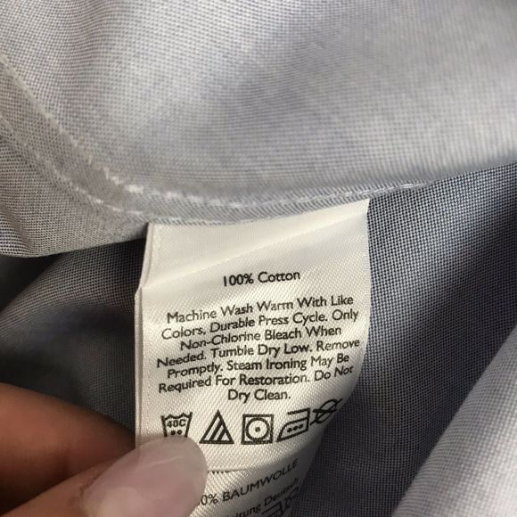 Eddie Bauer 2 Classic Fit Dress Shirts - Picture 5 of 12